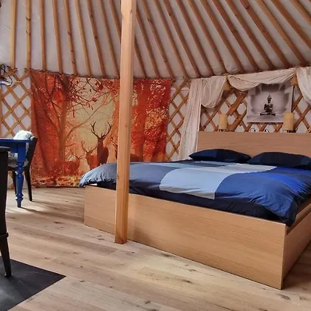Yurt Hotel Liempde Exterior photo